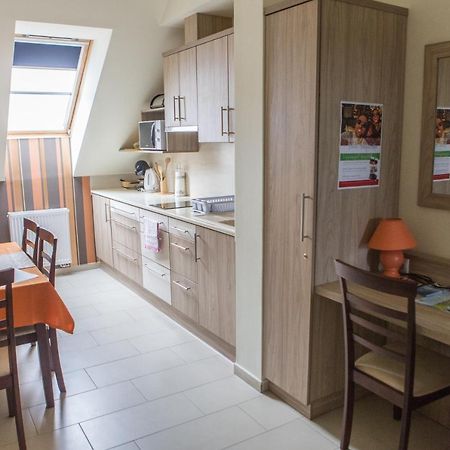 Azur Haz Gyoengyvirag Apartman Sárvár Exteriér fotografie